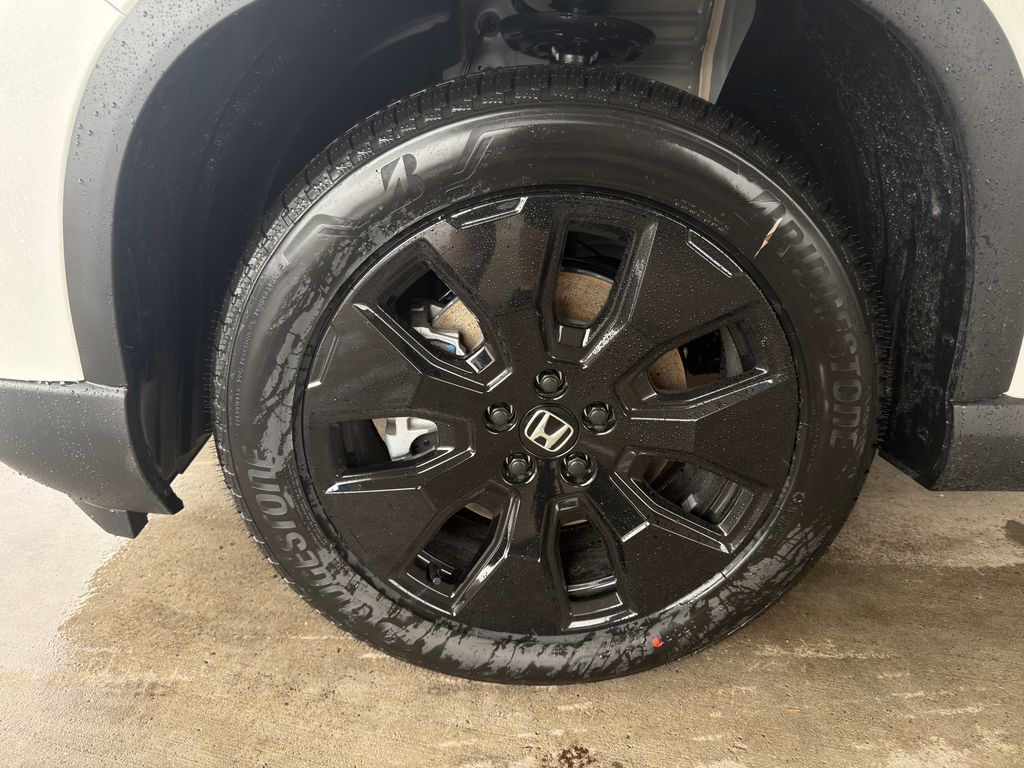 Thumbnail: 2026 Honda Pilot - 10