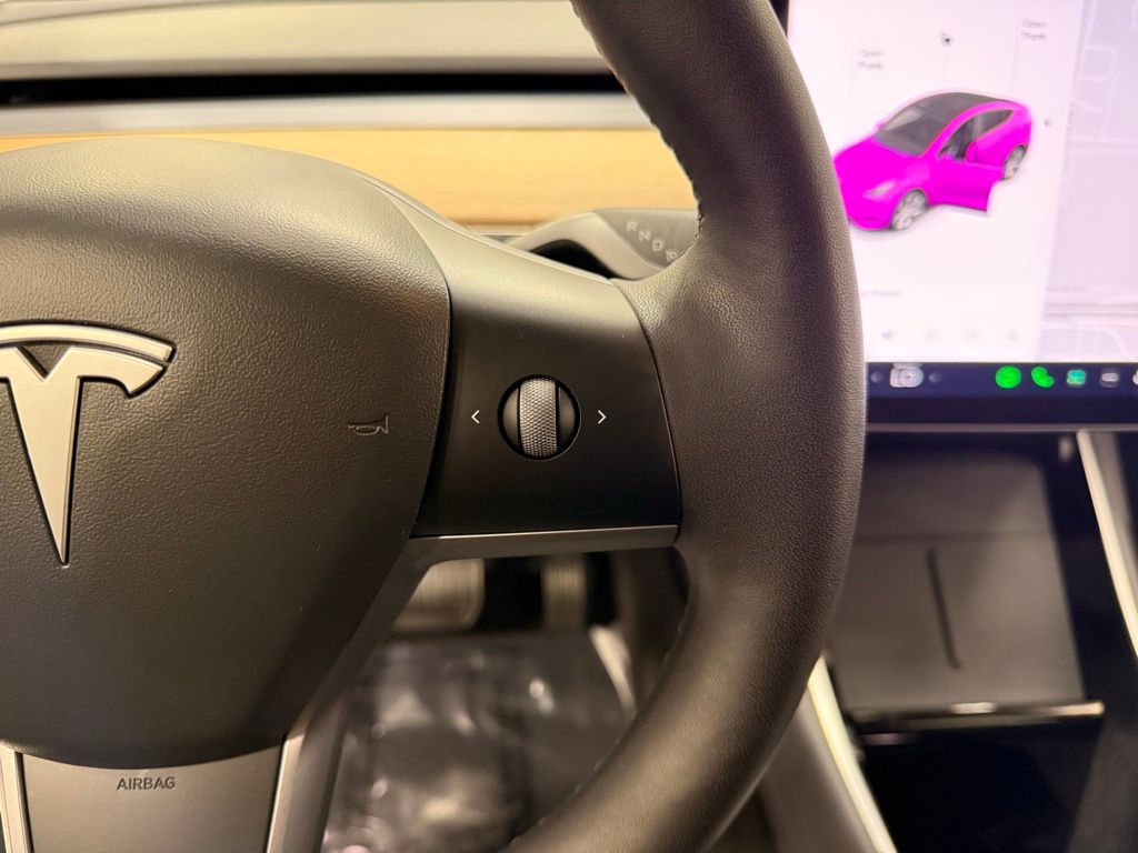 Thumbnail: 2021 Tesla Model Y - 14