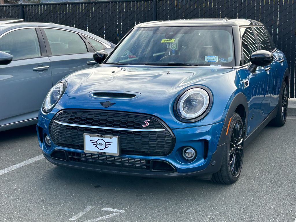 Thumbnail: 2023 MINI Cooper Clubman - 2