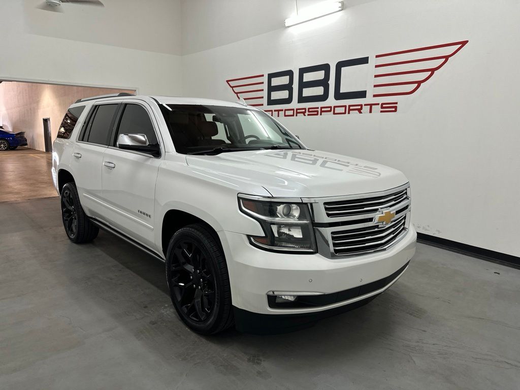 White (Iridescent Pearl Tricoat) 2018 Chevrolet Tahoe SUV / Crossover Four-Wheel Drive 6-Speed Automatic Overdrive