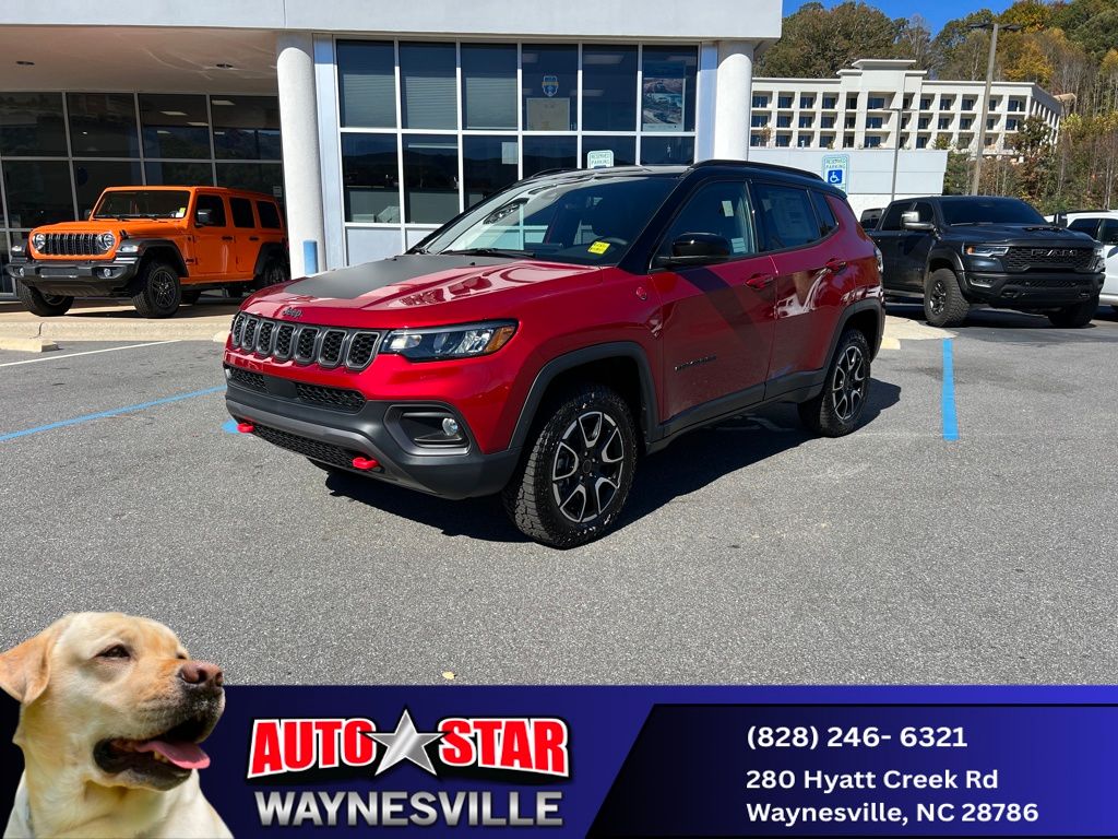 new 2026 Jeep Compass car, priced at $31,990