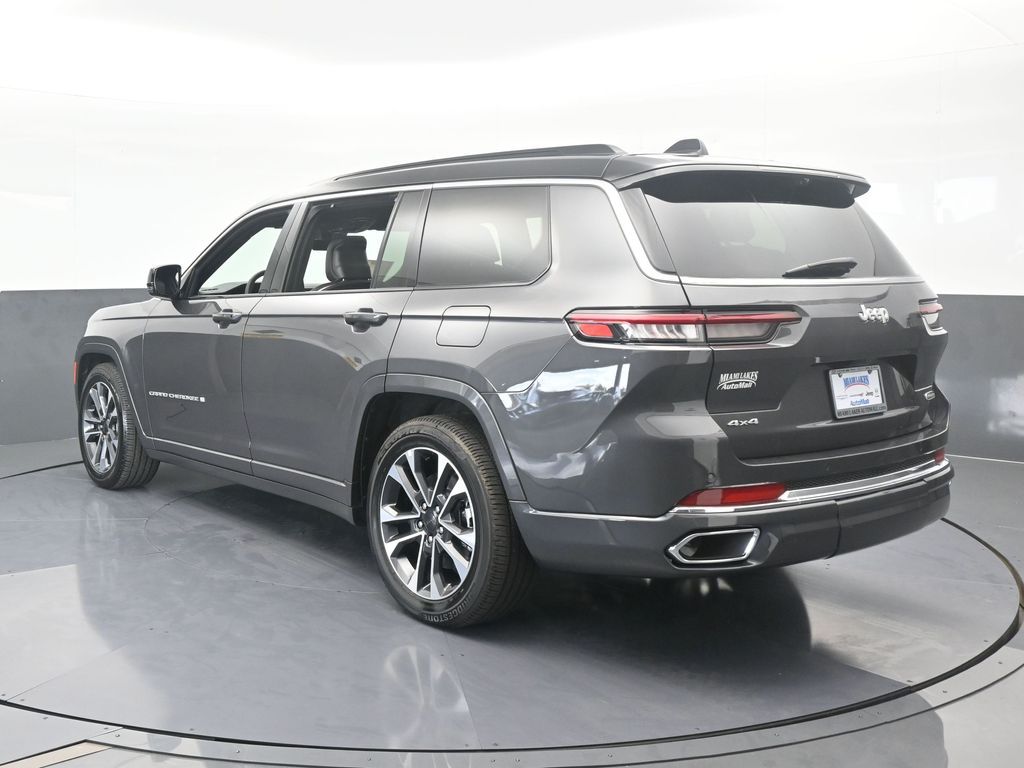 Used 2024 Baltic Gray Metallic Clearcoat Jeep Overland image 4