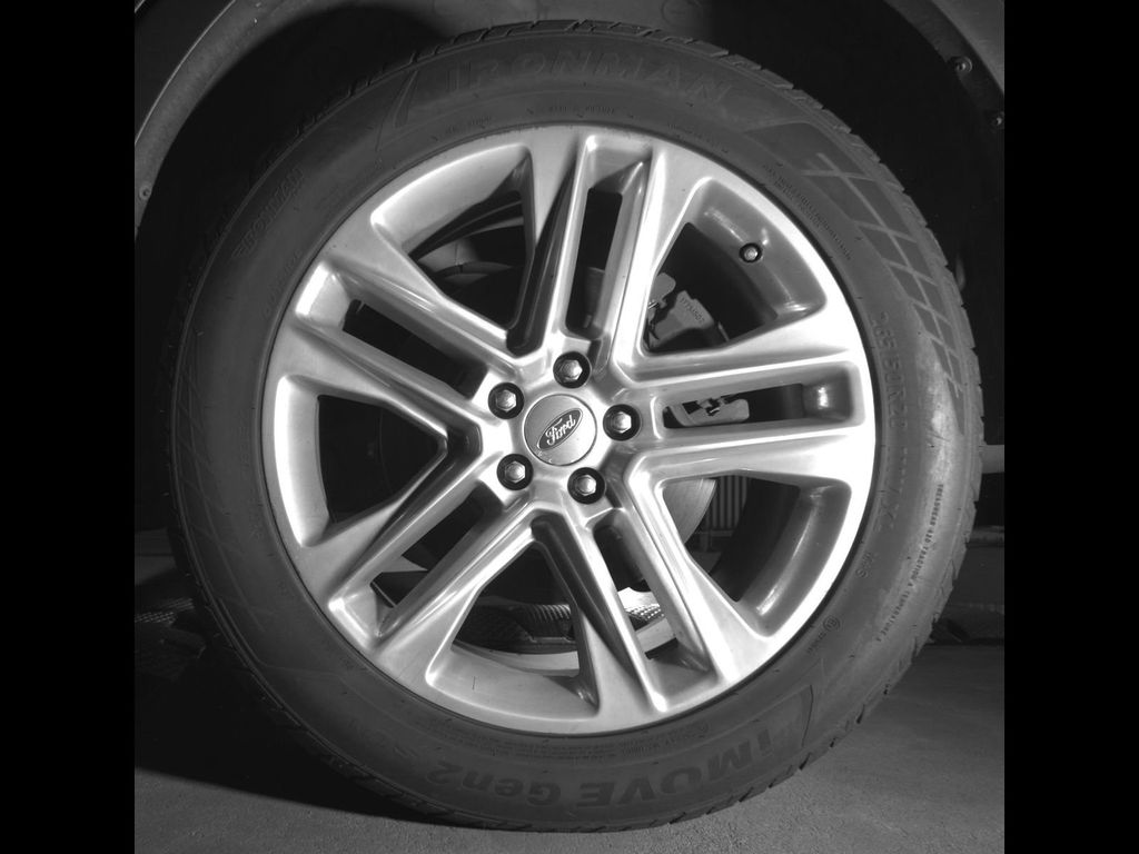 Used 2016 Magnetic Ford XLT image 11