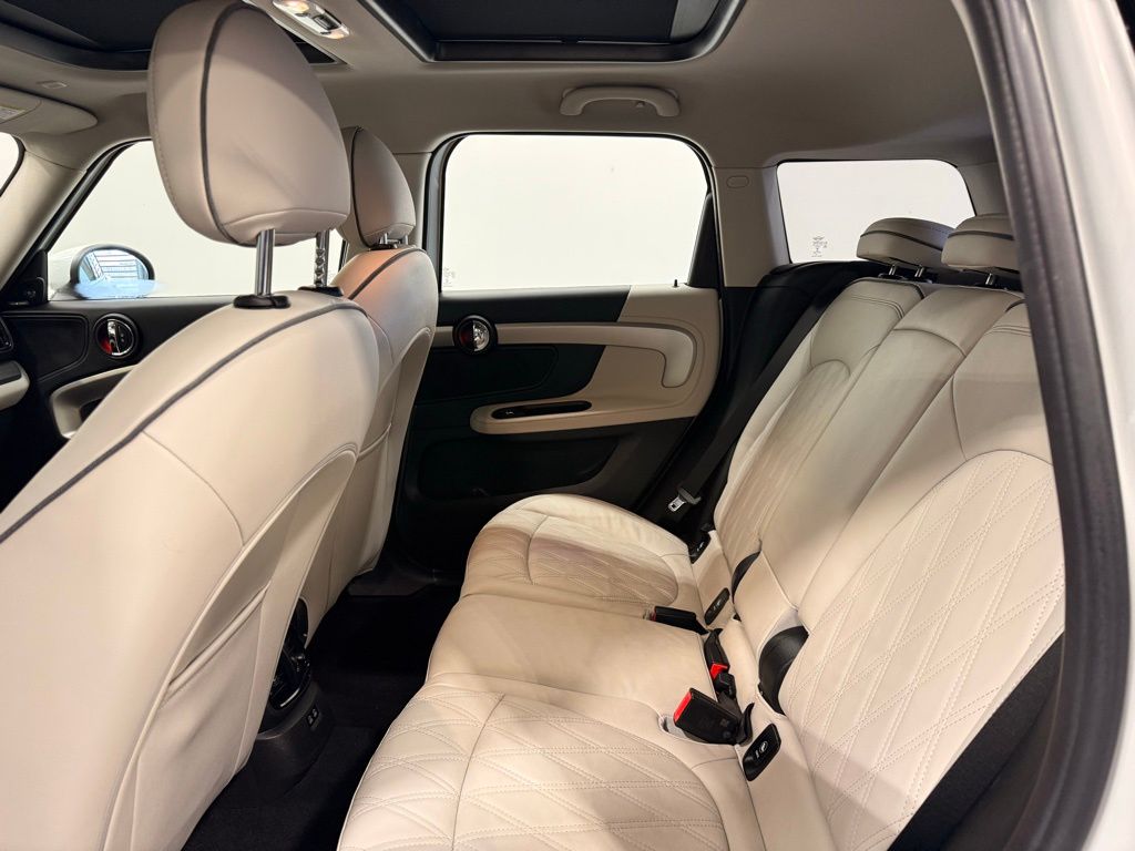 Thumbnail: 2023 MINI Cooper Countryman - 23