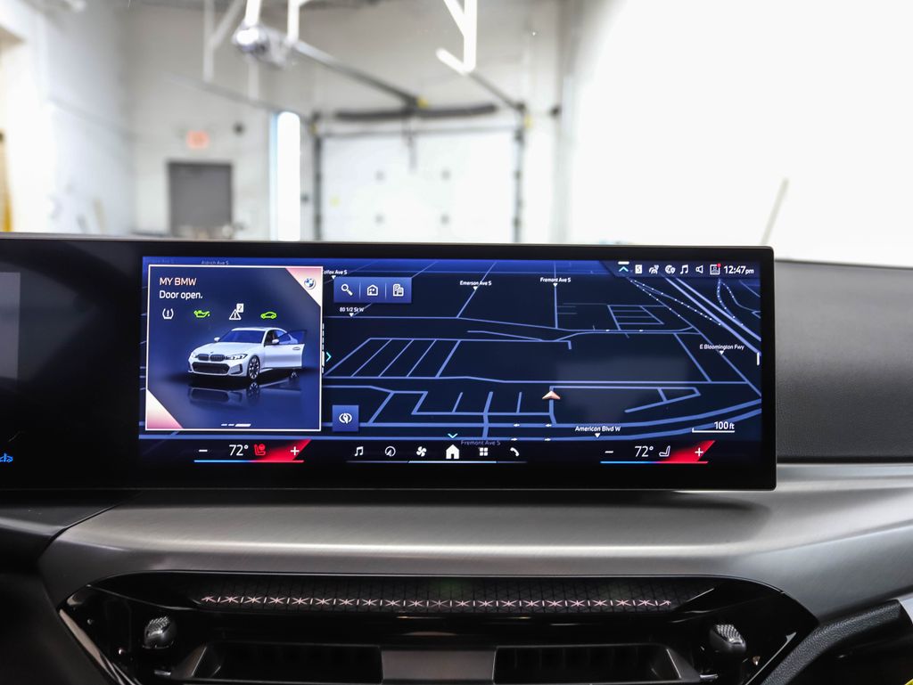 Thumbnail: 2026 BMW 3 Series - 15