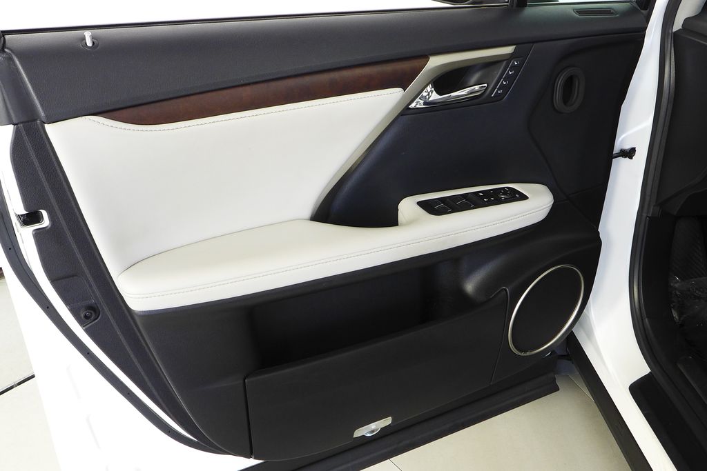 Thumbnail: 2020 Lexus RX - 11