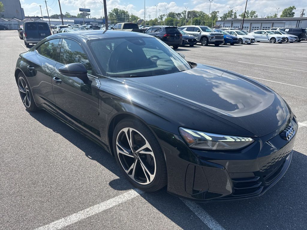 Black Metallic 2022 Audi e-tron GT Premium Plus quattro AWD Sedan All-Wheel Drive Automatic