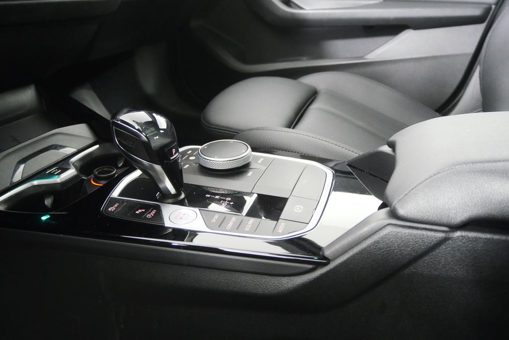 Thumbnail: 2021 BMW 2 Series - 25