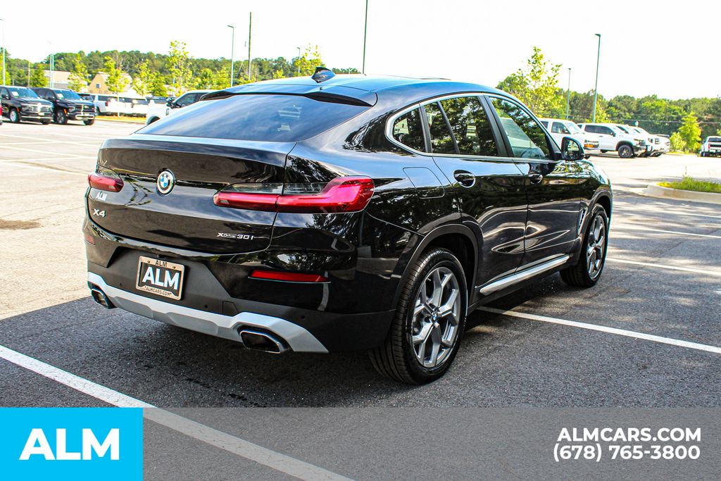 Used 2025 Black BMW xDrive30i image 6