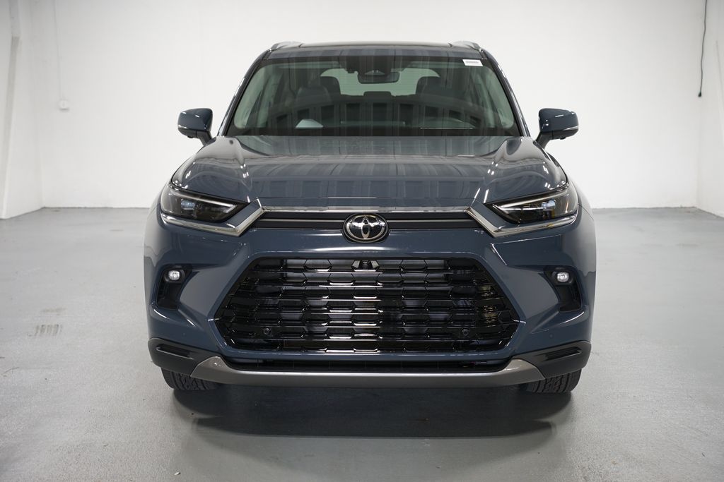 Thumbnail: 2025 Toyota Grand Highlander - 2