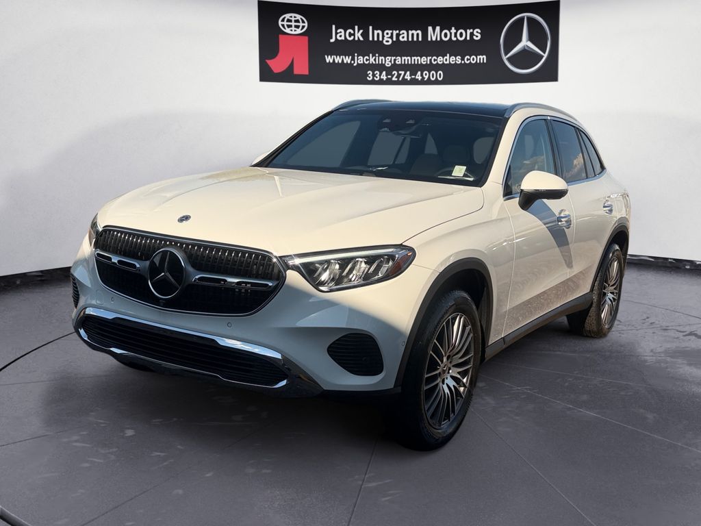 White 2026 Mercedes-Benz GLC SUV / Crossover Rear-Wheel Drive 9-Speed Automatic