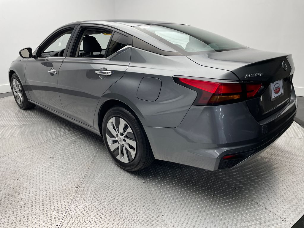 Thumbnail: 2022 Nissan Altima - 7
