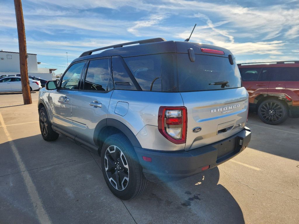 2021 Ford Bronco Sport Outer Banks 3