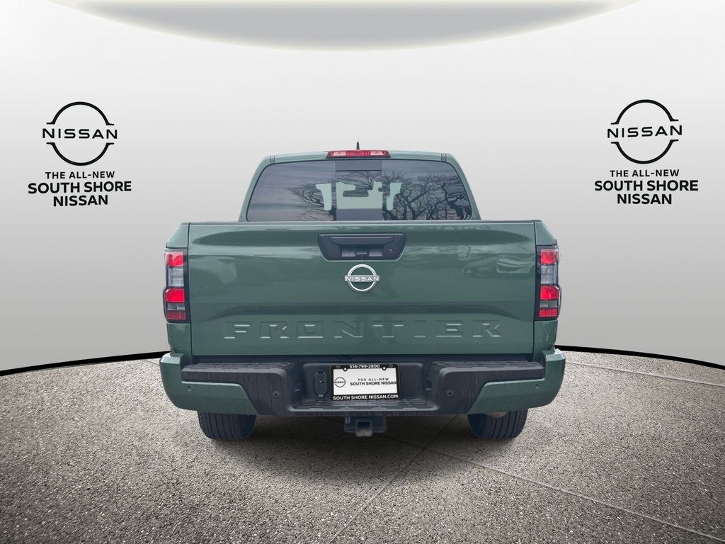 View vehicle photo 6