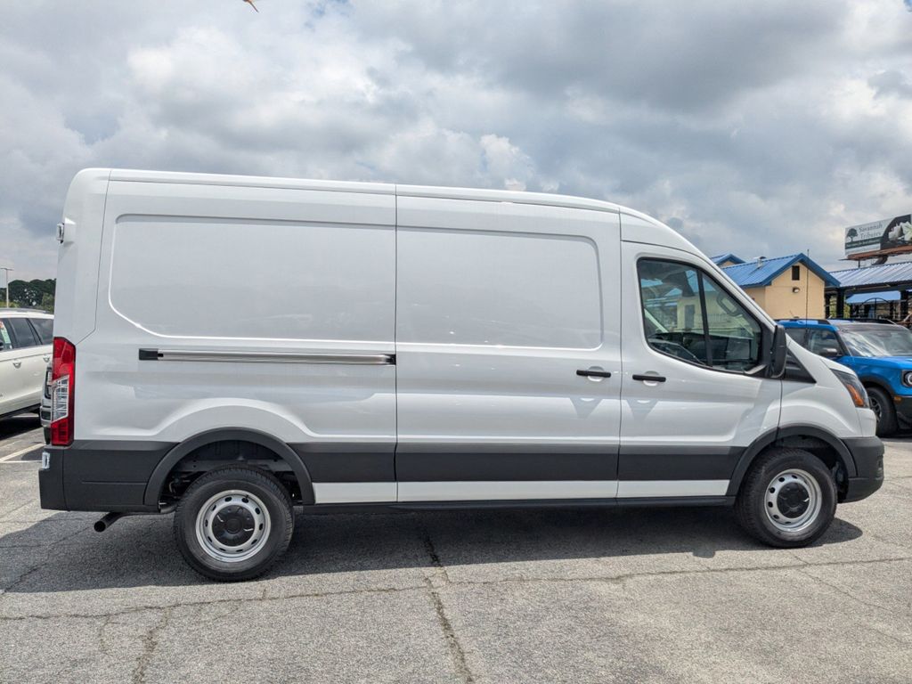 2025 Ford Transit 250