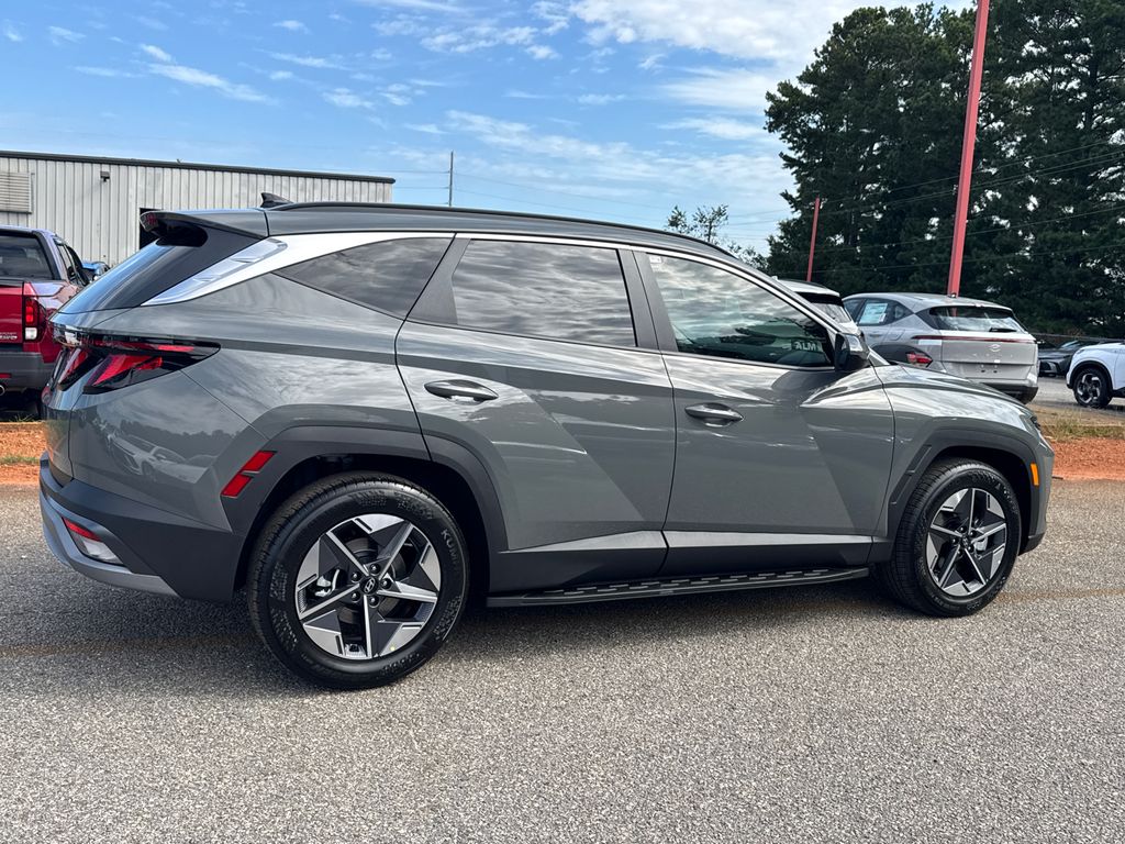 2025 Hyundai Tucson SEL photo 5