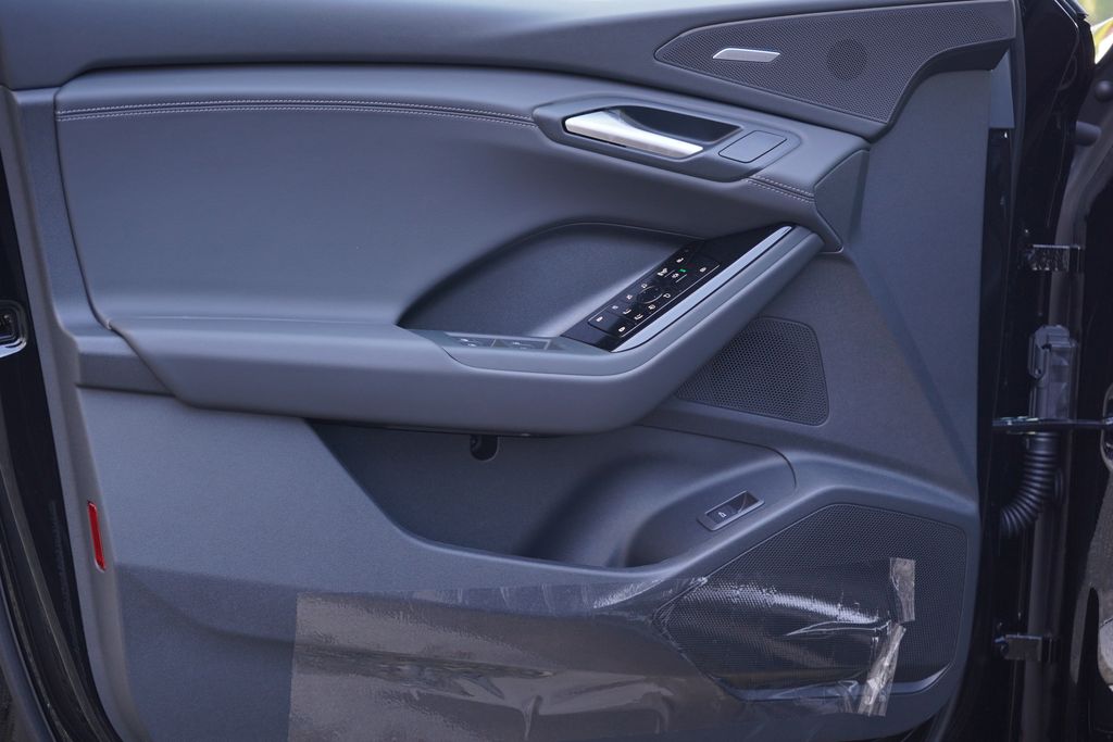 2025 Audi Q6 e-tron Premium 19