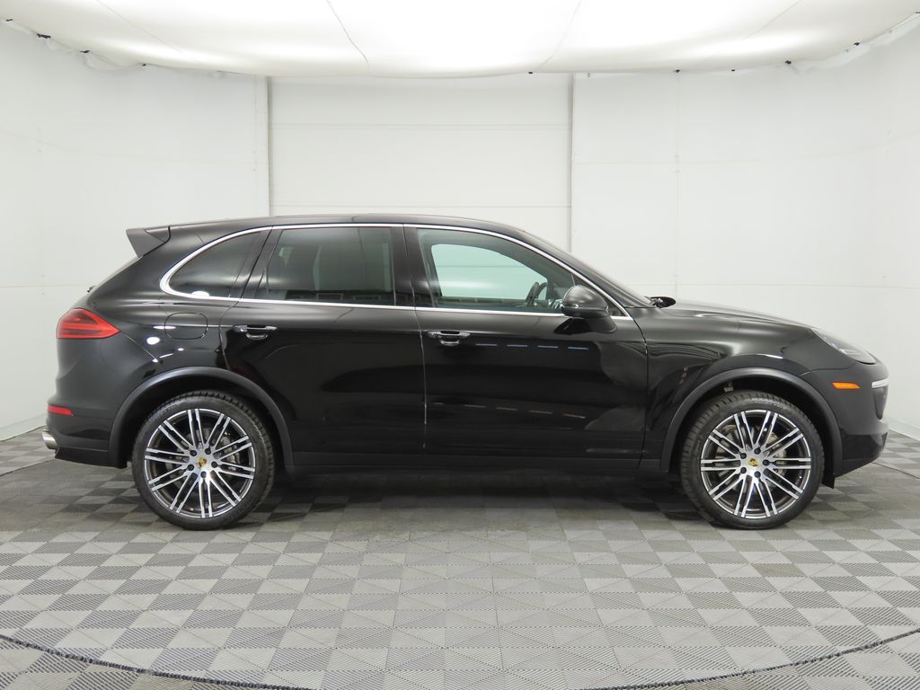 2016 Porsche Cayenne S 4