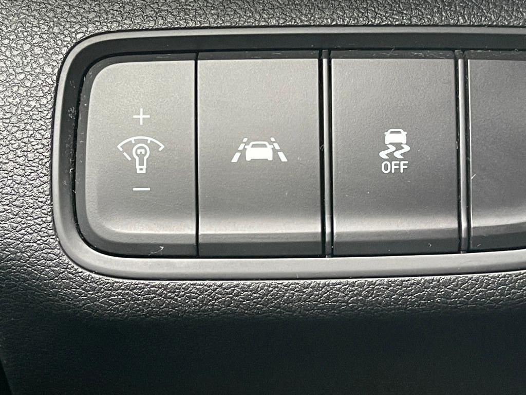 used 2020 Hyundai Santa Fe car, priced at $15,300