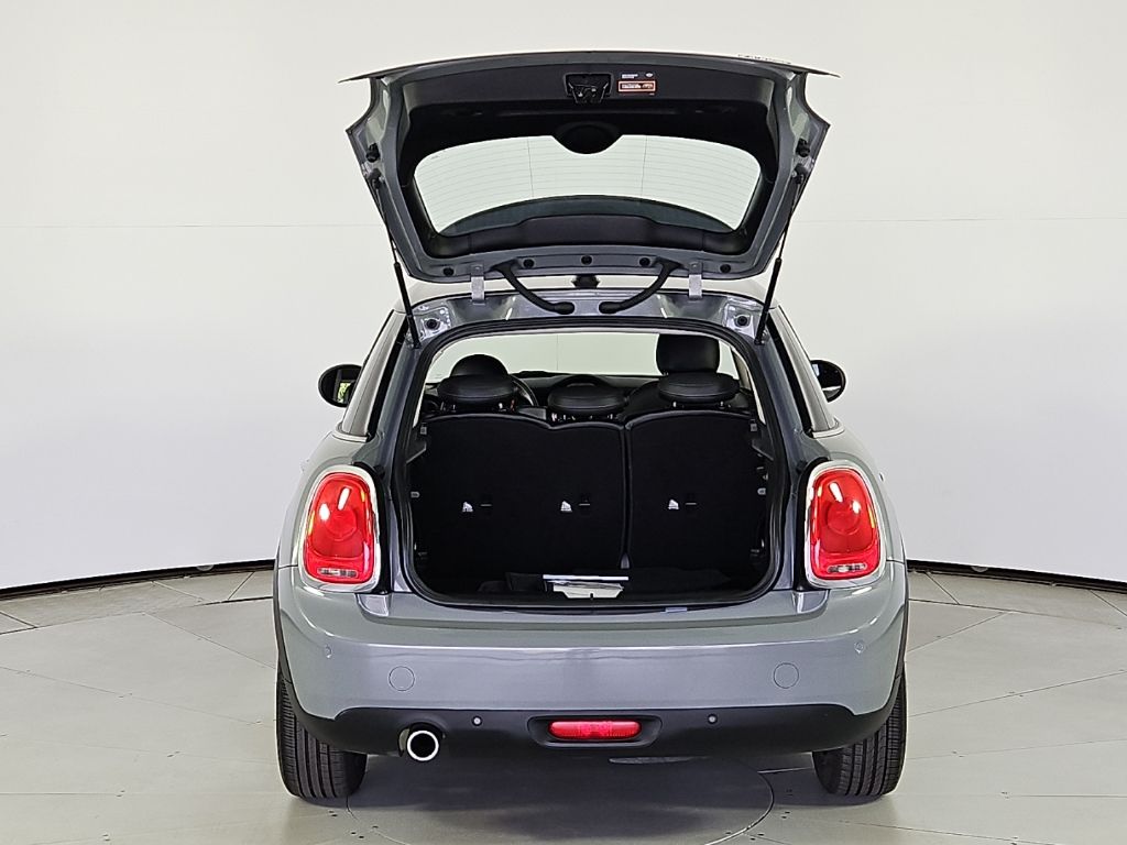 Thumbnail: 2017 MINI Cooper - 10