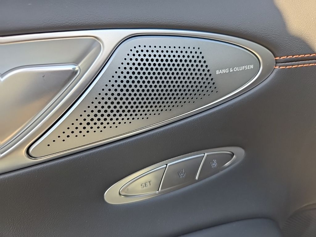2026 Genesis GV70 Sport Prestige 21