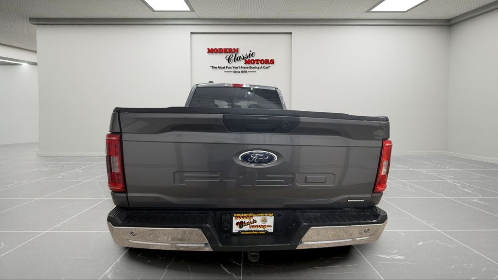 View vehicle photo 6