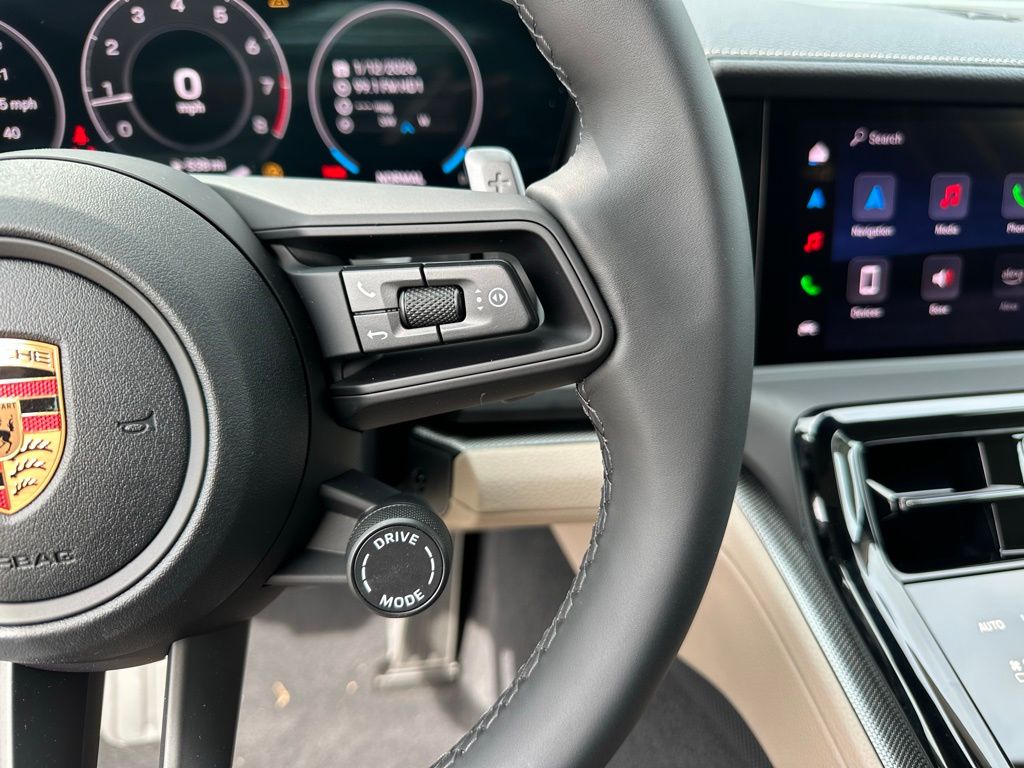 Thumbnail: 2026 Porsche Panamera - 17