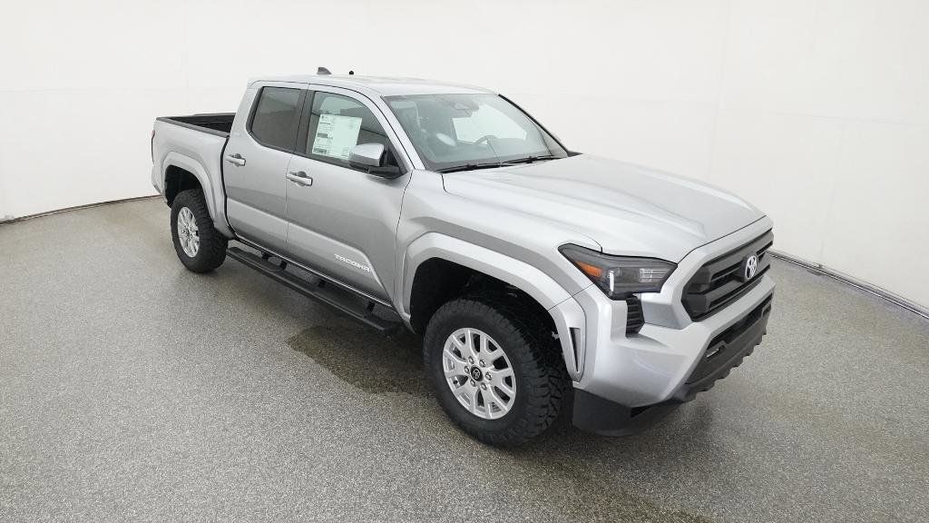 Thumbnail: 2025 Toyota Tacoma - 4