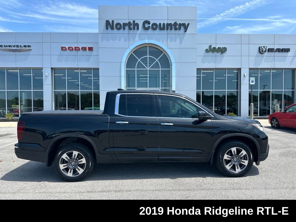 Black 2019 Honda Ridgeline Pickup Truck All-Wheel Drive 6-Speed Automatic