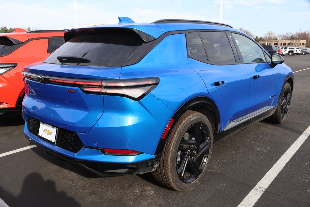 2025 Chevrolet Equinox RS 8