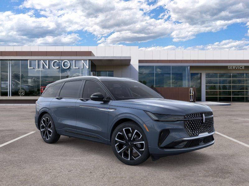 Thumbnail: 2026 Lincoln Nautilus - 7
