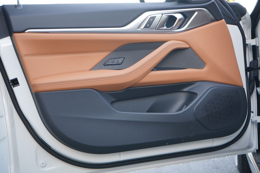 2025 BMW i4 eDrive40 10