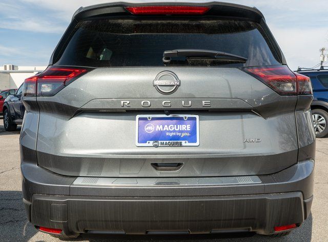 2026 Nissan Rogue SV - 5