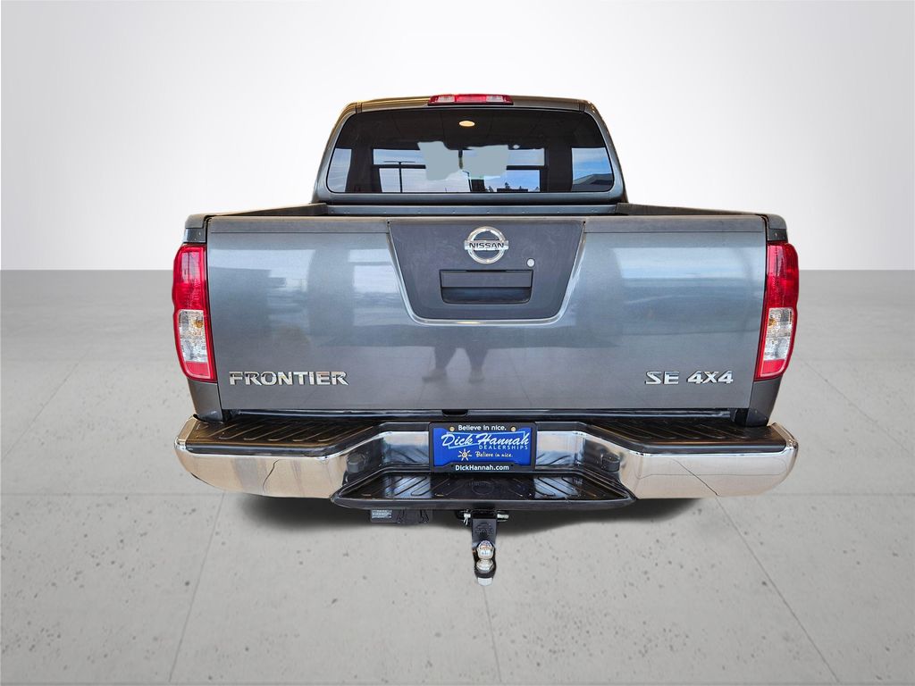 2005 Nissan Frontier SE