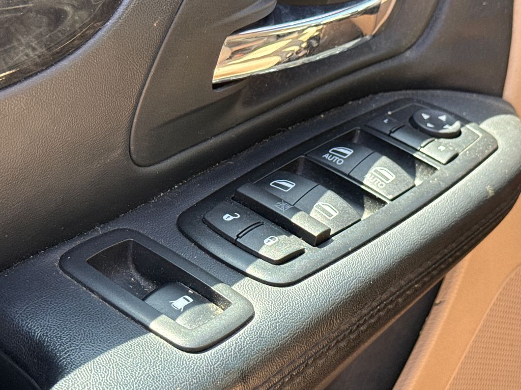 Used 2015 Dodge Grand Caravan Van