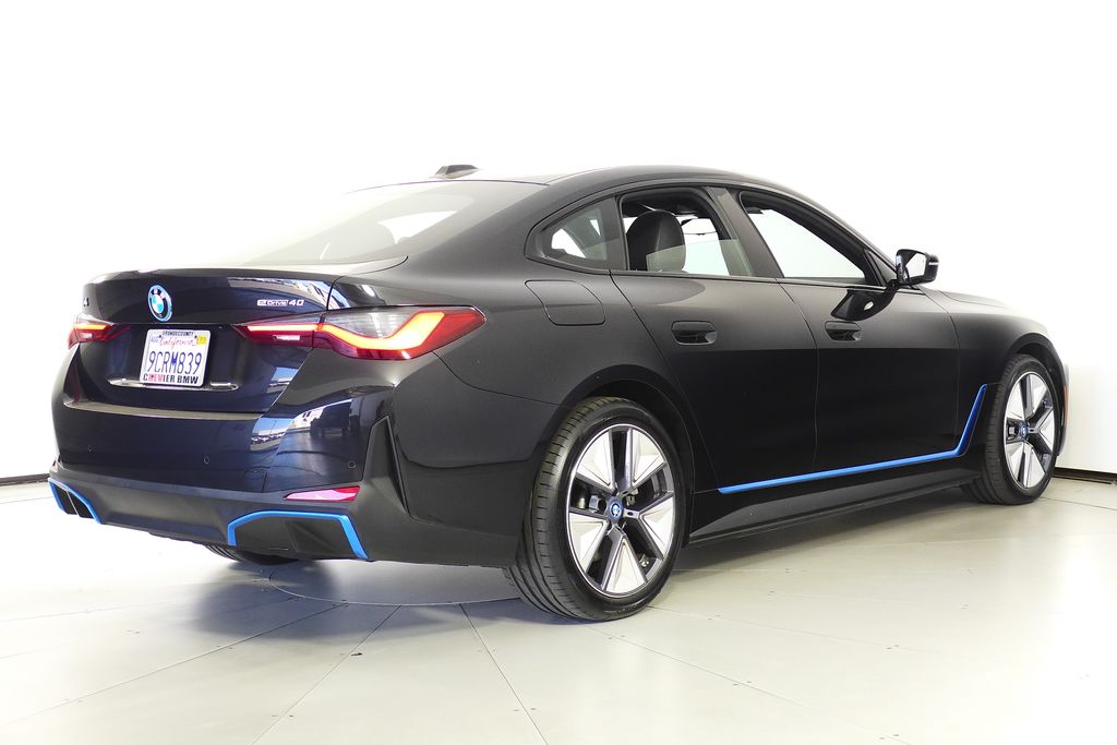 Thumbnail: 2022 BMW i4 - 7