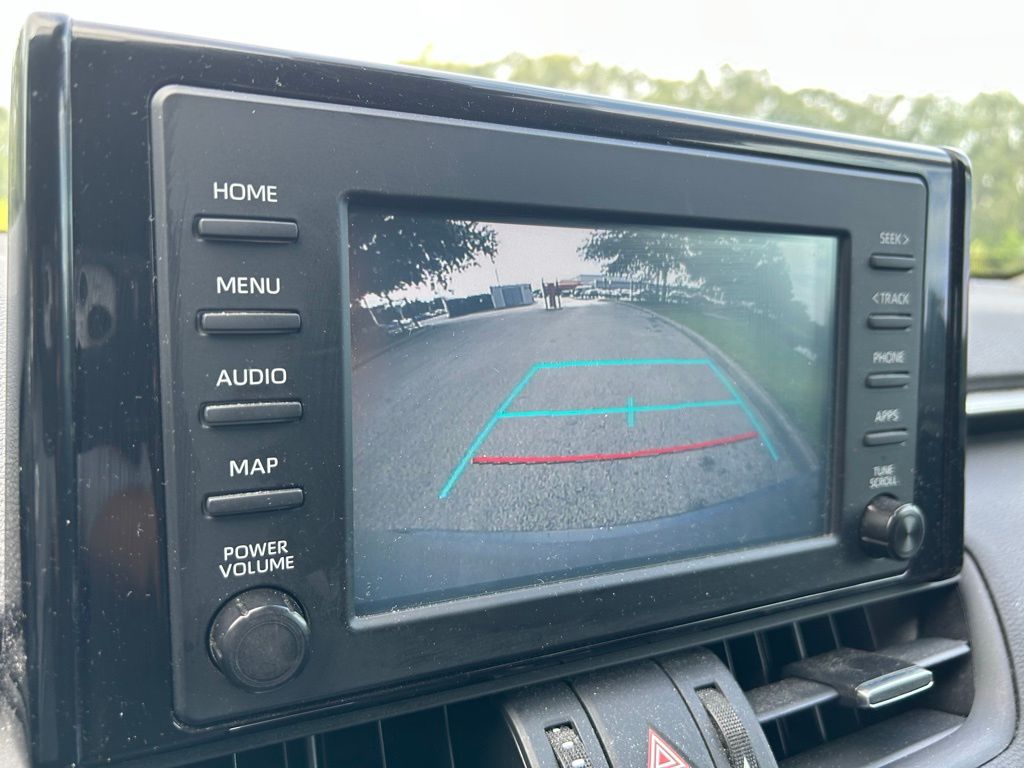 Thumbnail: 2019 Toyota RAV4 - 18