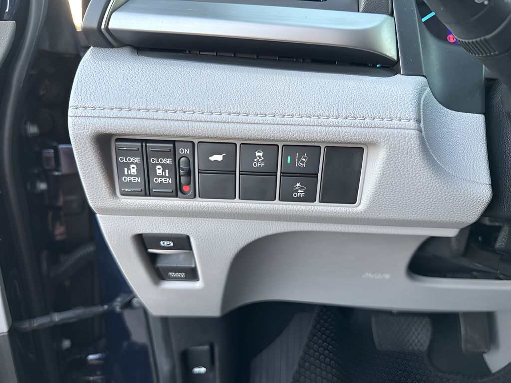 Used Car 2020 Honda Odyssey  Ex-l For Sale Under $30,000 In Austin, Texas