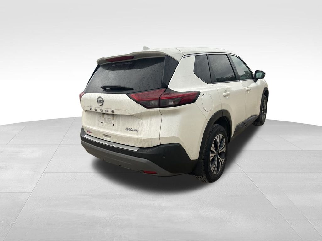 2022 Nissan Rogue SV 9