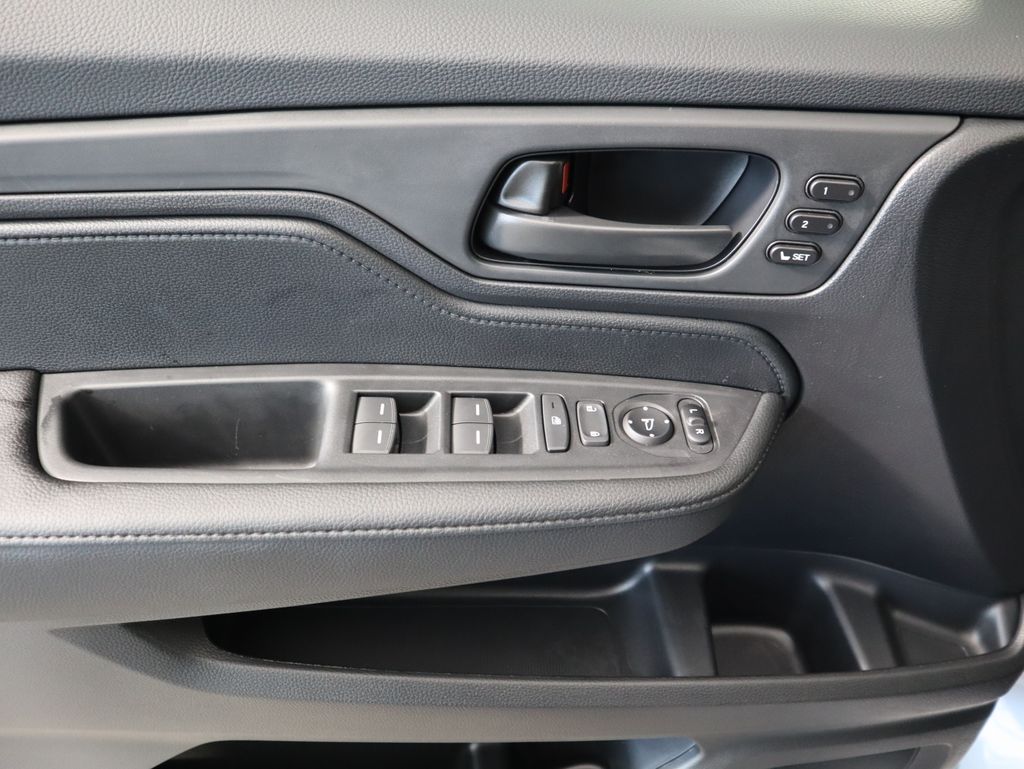 Thumbnail: 2026 Honda Odyssey - 24