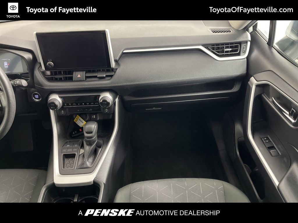 Thumbnail: 2024 Toyota RAV4 - 18