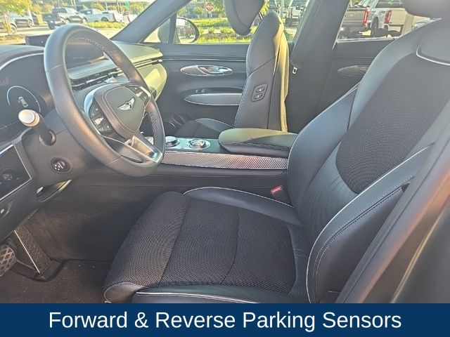 2024 Genesis GV70 2.5T Standard