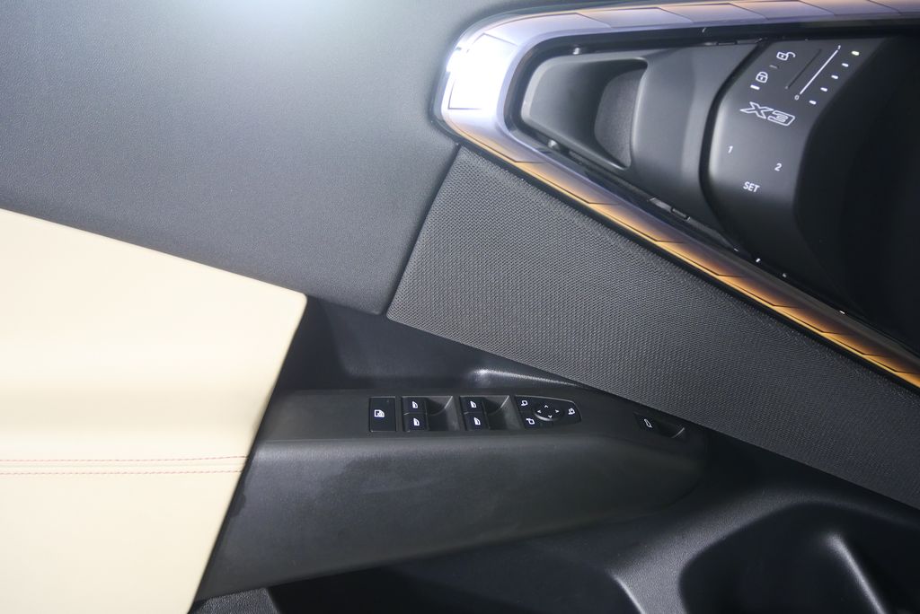 Thumbnail: 2025 BMW X3 - 8