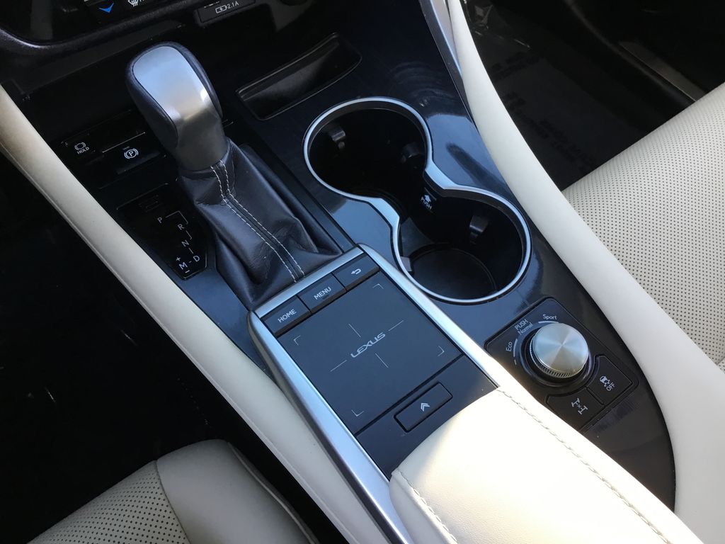 Thumbnail: 2022 Lexus RX - 24