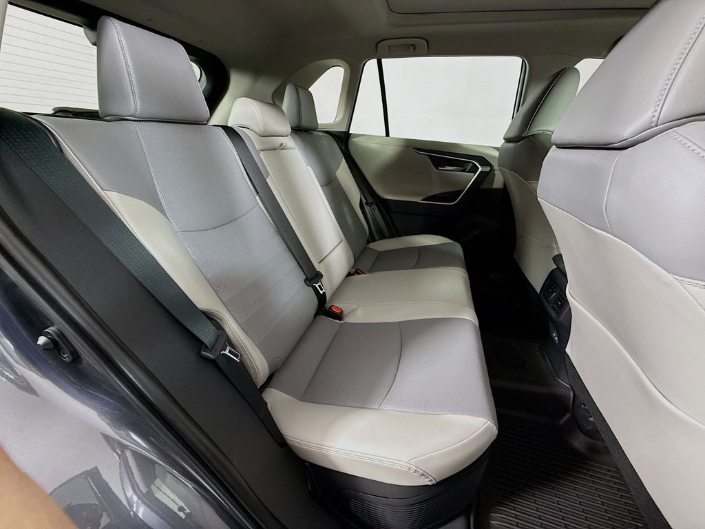 Thumbnail: 2024 Toyota RAV4 - 29