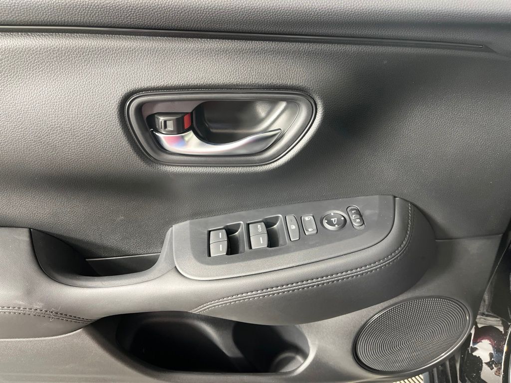 Thumbnail: 2027 Honda HR-V - 23