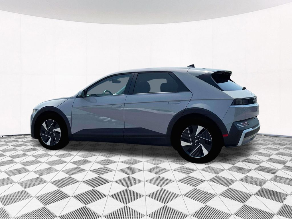 IONIQ 5 SE