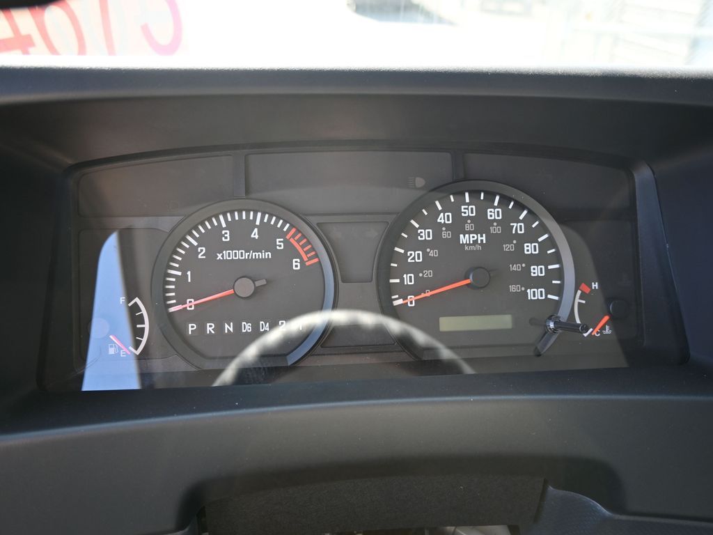 2024 Isuzu NPR HD 