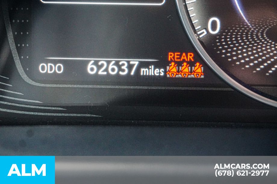 Used 2024 White Lexus 350 image 63