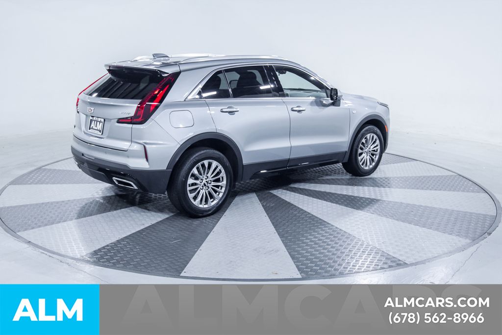 Used 2025 Silver Cadillac Premium Luxury image 8